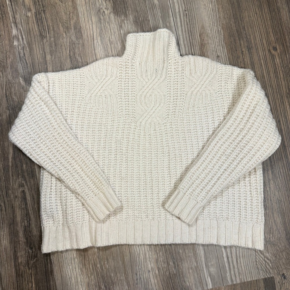 Aerie Ivory Fisherman Coastal Cable Knit Turtleneck Cozy Sweater Chunky Ribbed M